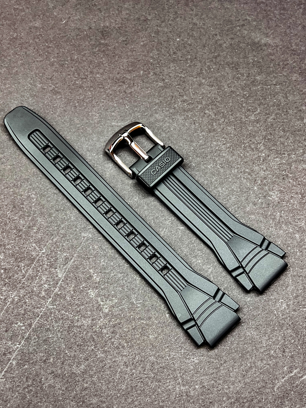 Ремешок Casio AQF-102W-1B