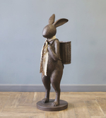 Статуя "Кролик с корзиной" 40,5x35,5x98см Полистоун