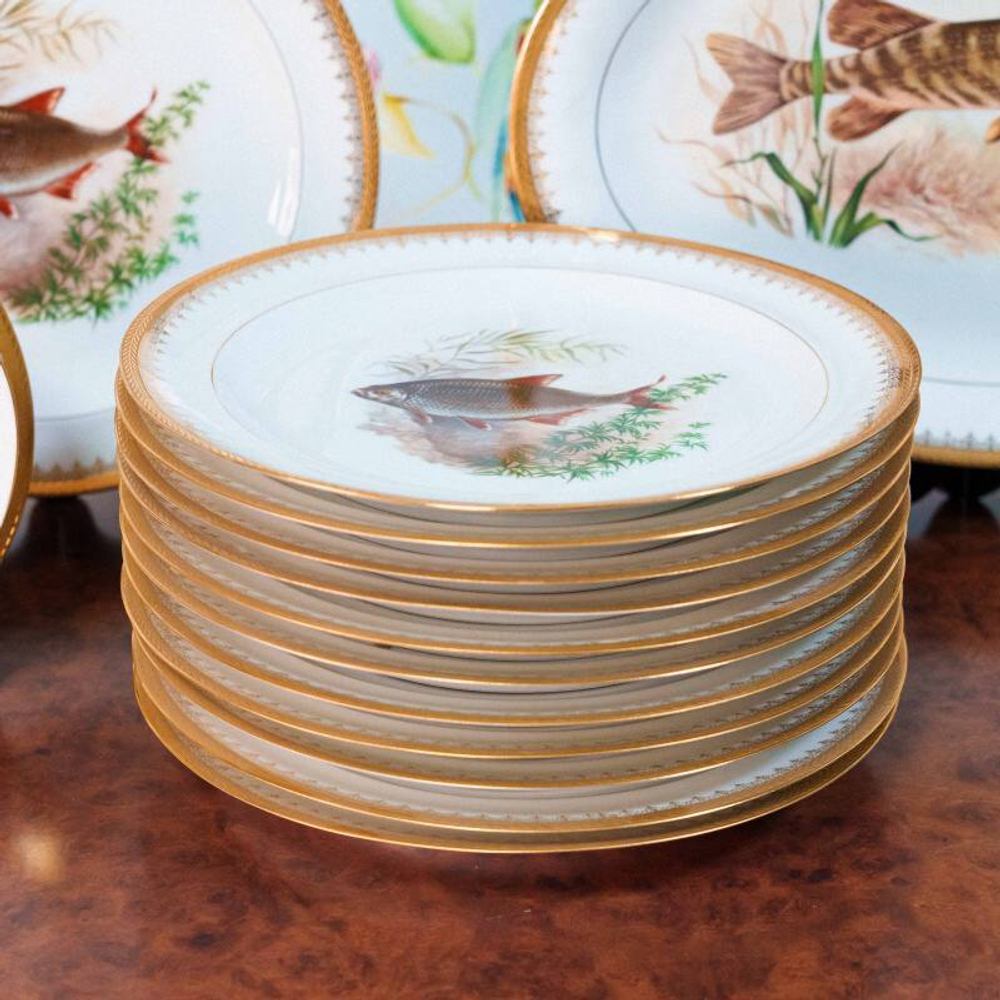 Столовый сервиз на 12 персон