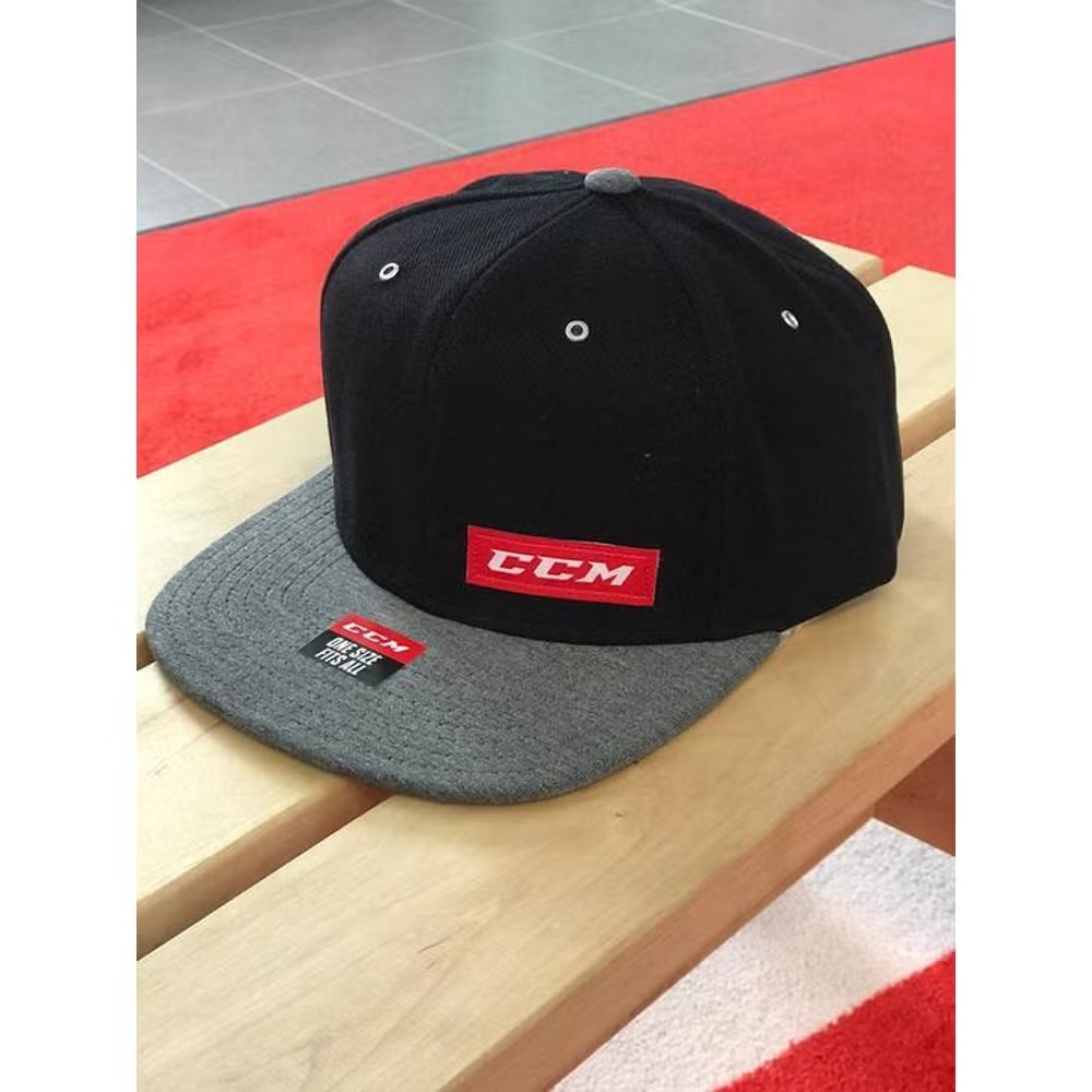 Бейсболка CCM Logo Snapback SR