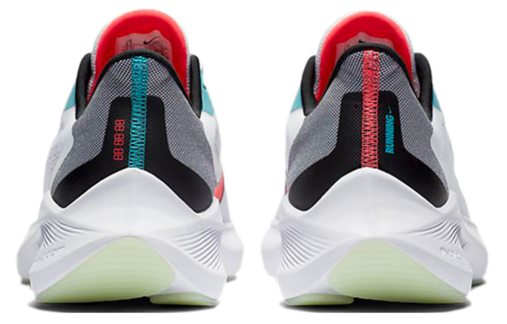 Кроссовки Nike Zoom Winflo 7