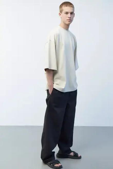 Брюки мужские из черной джинсы