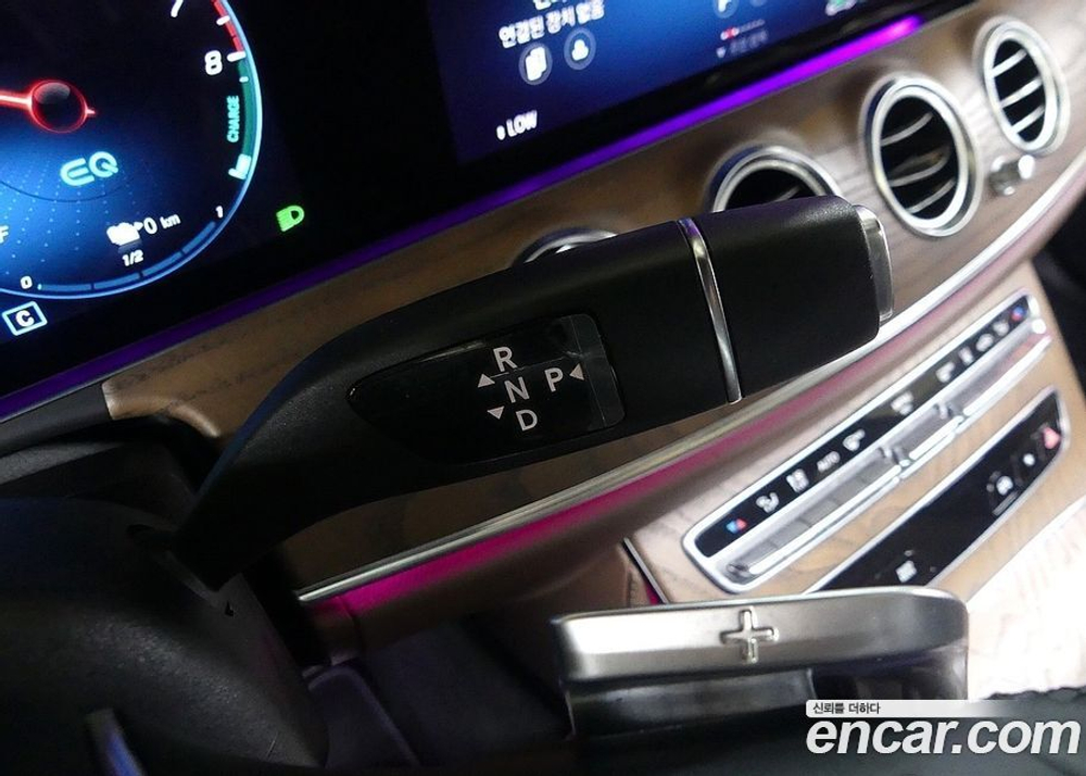 Mercedes-Benz E-Class W213 E300e 4MATIC Exclusive (02.2021)