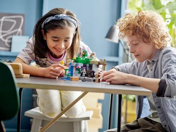 Lego konstruktor 21189 The Skeleton Dungeon