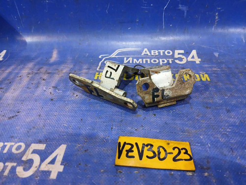 Петля двери передней левой TOYOTA CAMRY PROMINENT 1991