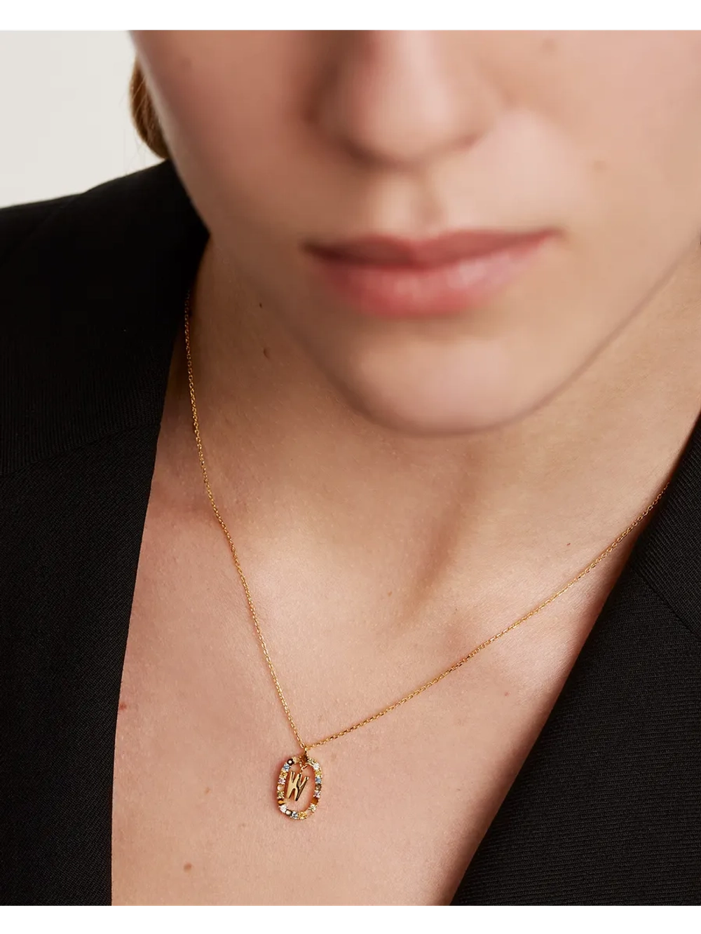 Колье Буква W серебро 925 пробы покрытое золотом