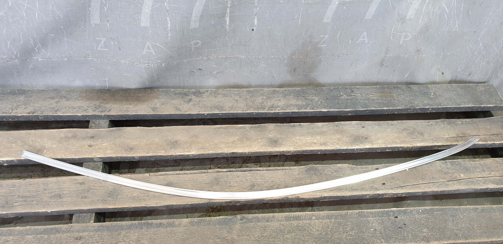 Молдинг двери передней правой MB GLC (X253) 15-нв Б/У Оригинал A2537250282