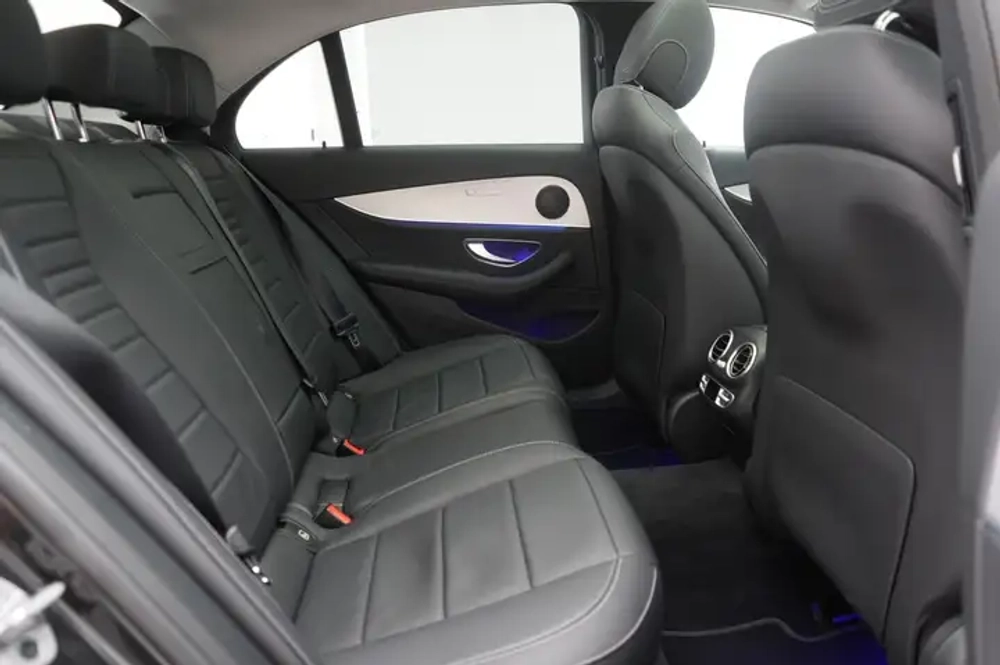 Mercedes-Benz E 400