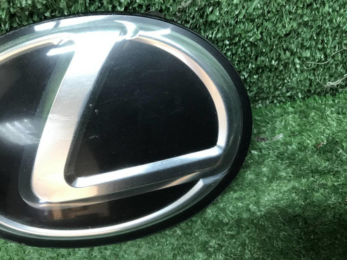Эмблема решетки радиатора Lexus RX 3 AL10 (08-12)