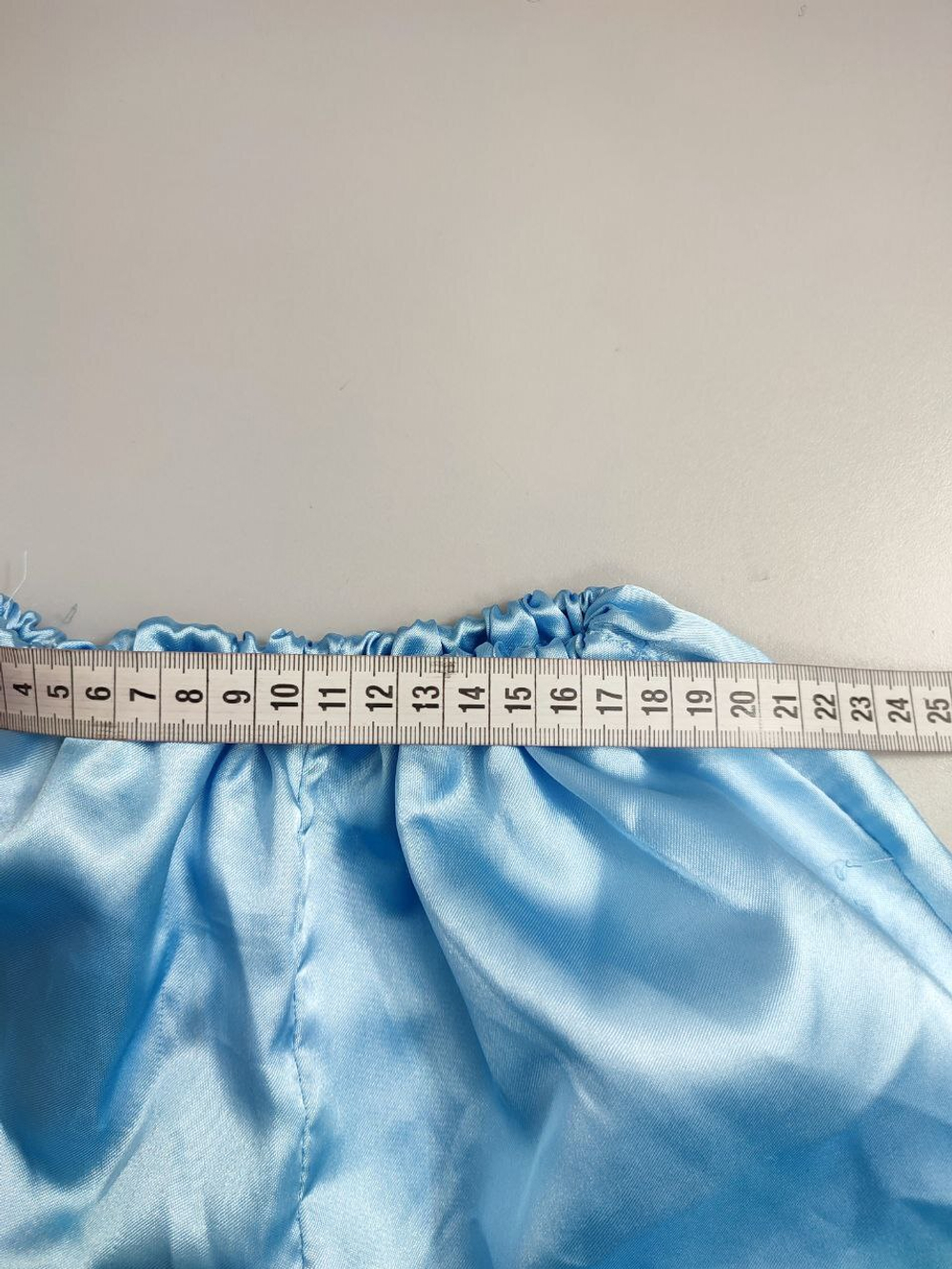 Брюки атласные голубые на 7 лет