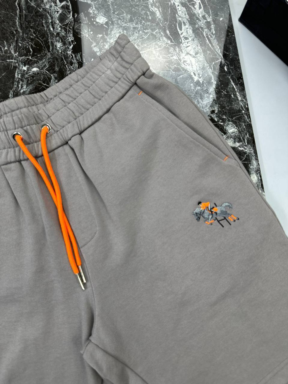 Шорты Hermes