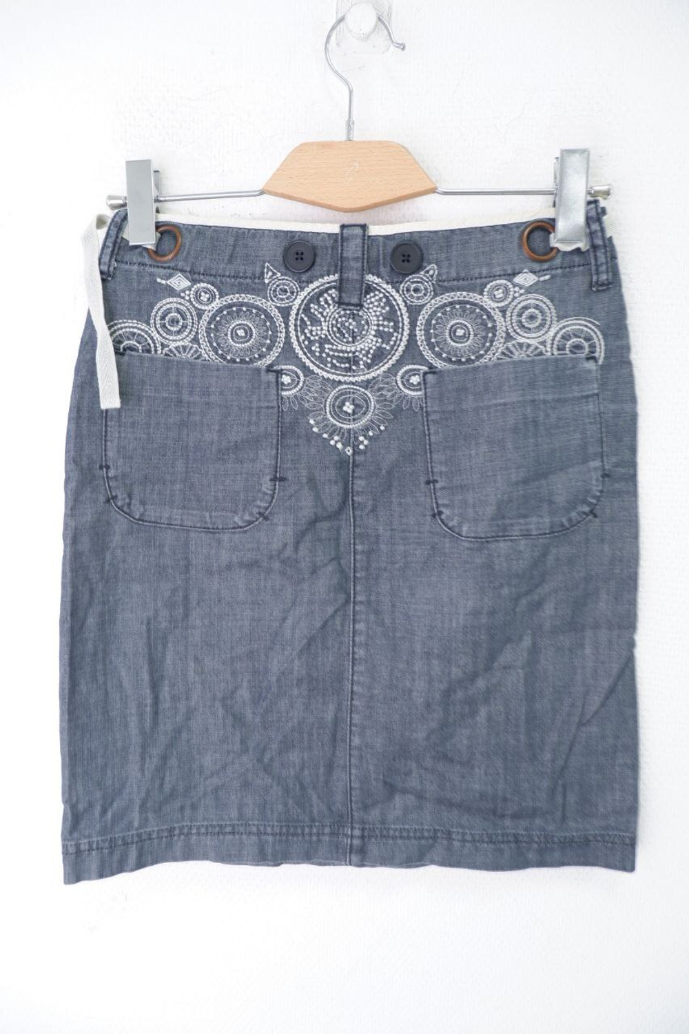 Юбка Etam с вышивкой 44/46 размер