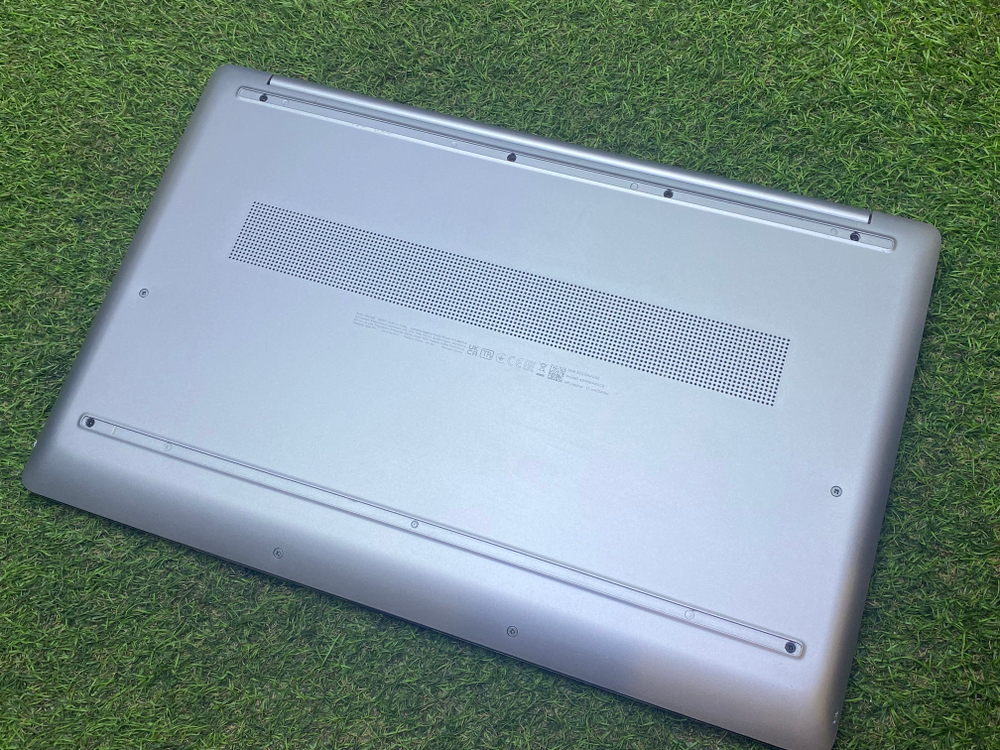 Ноутбук HP i5-11/16Gb/MX 350 2Gb/FHD/17-CN0049UR 491N1EA/Windows 10