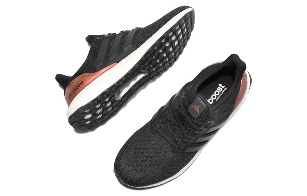 Кроссовки Adidas Boost Bronze Medal Ltd