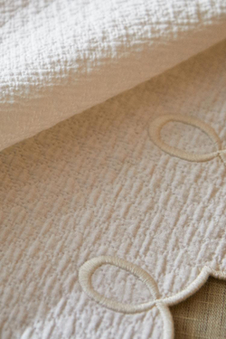 ZARA HOME САЛФЕТКА С ВЫШИВКОЙ,  БЕЛЫЙ