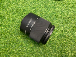 Sony DT 18-70mm 3.5-5.6