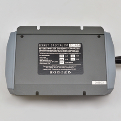 Автоматическое зарядное устройство BERKUT Specialist DC-40A