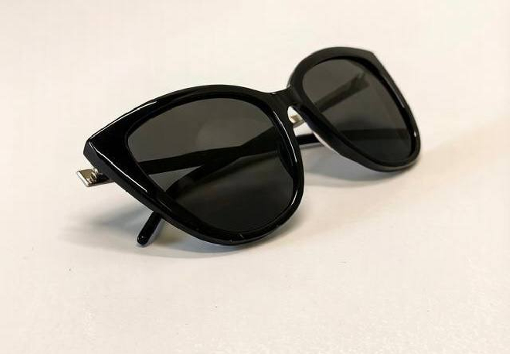 Очки Saint Laurent