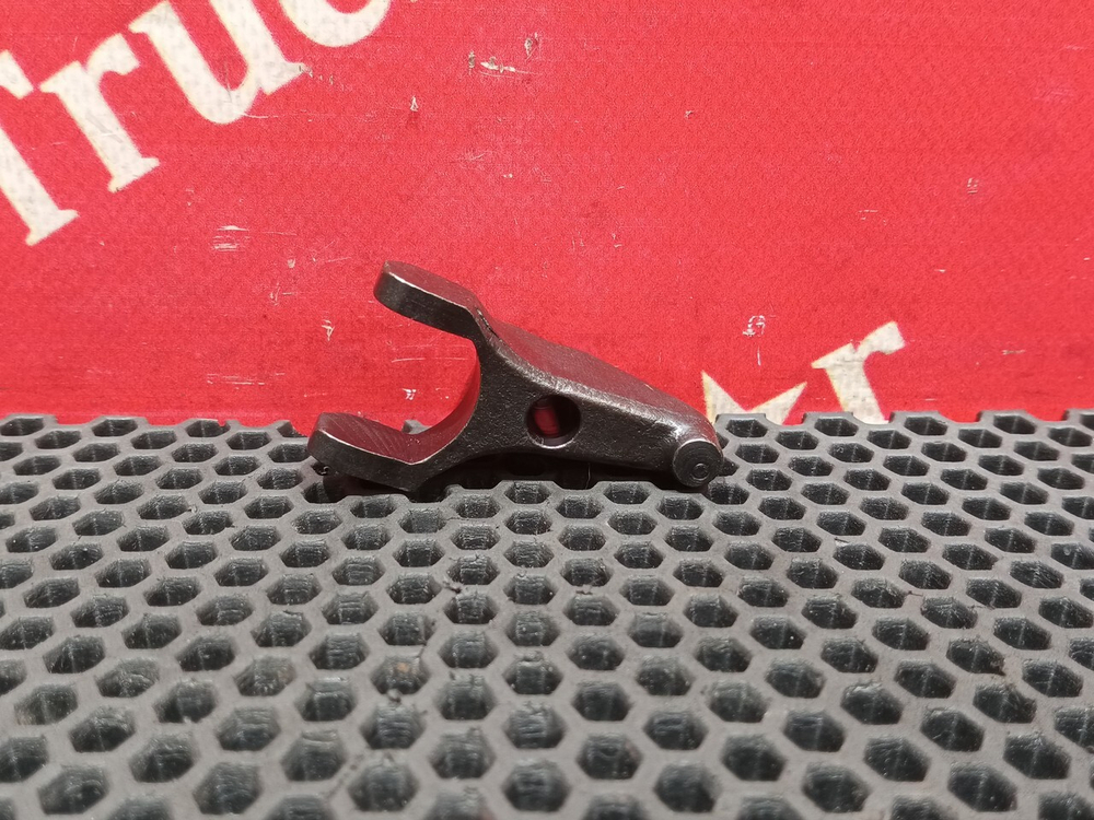 Кронштейн форсунки двигателя 2023г.