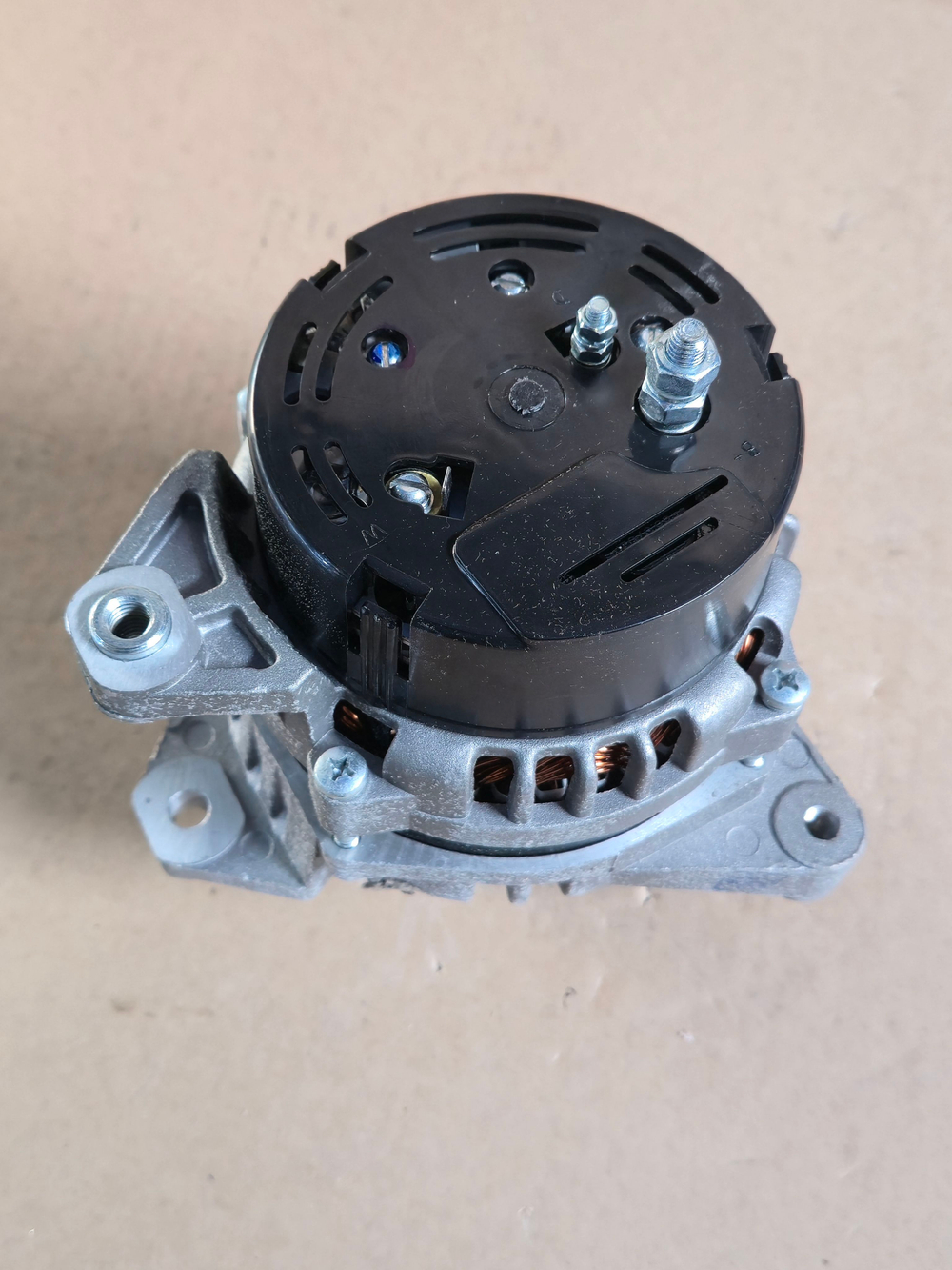 Генератор ЯМЗ-534, 536 28В 90А БАТЭ