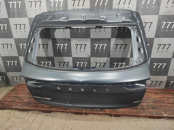 Крышка багажника Geely Monjaro 21-нв Б/У Оригинал 5062045300C15