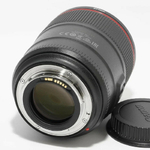 Canon EF 85mm f/1.4L IS USM