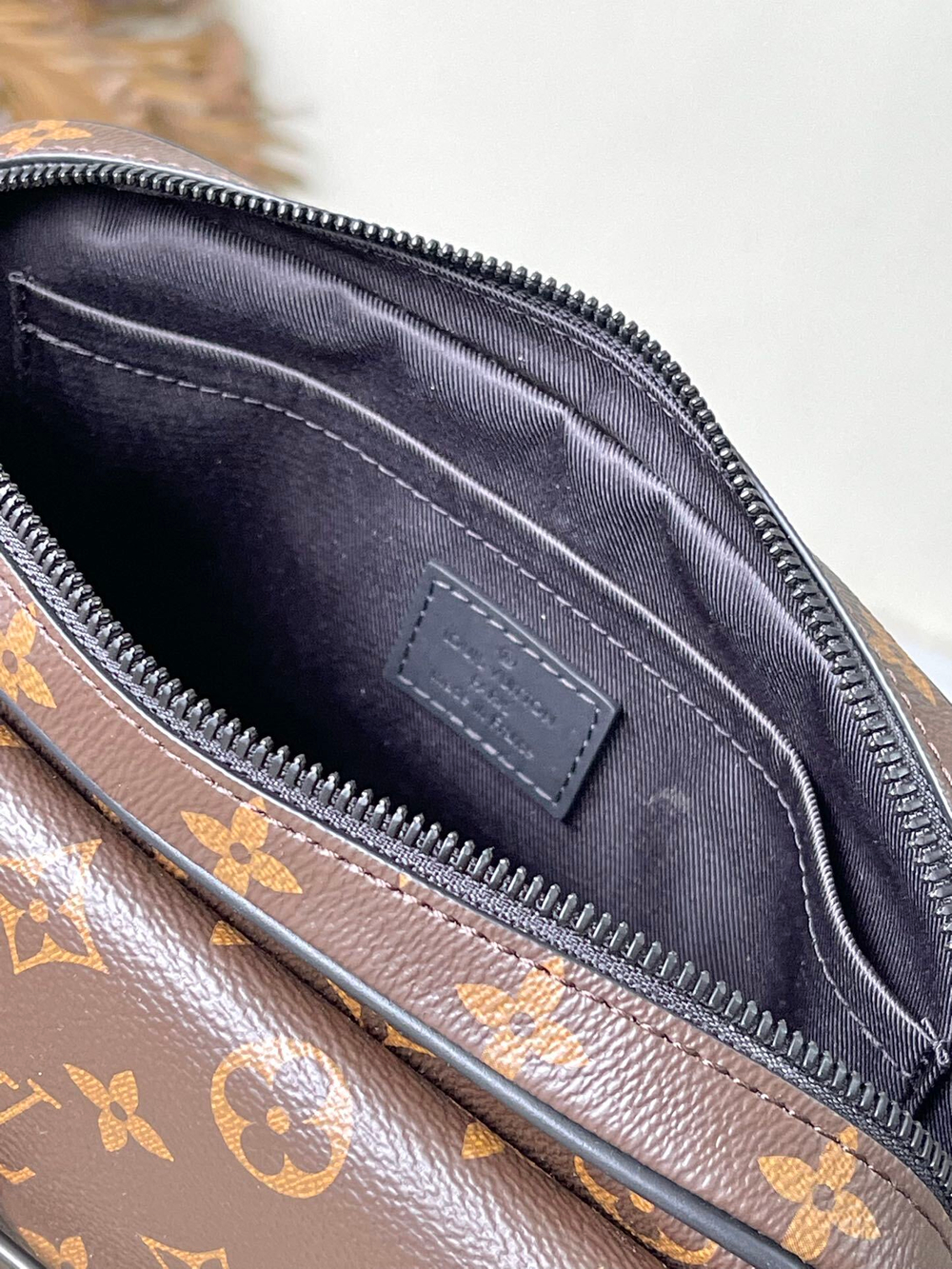 Louis Vuitton Steamer Messenger Bag