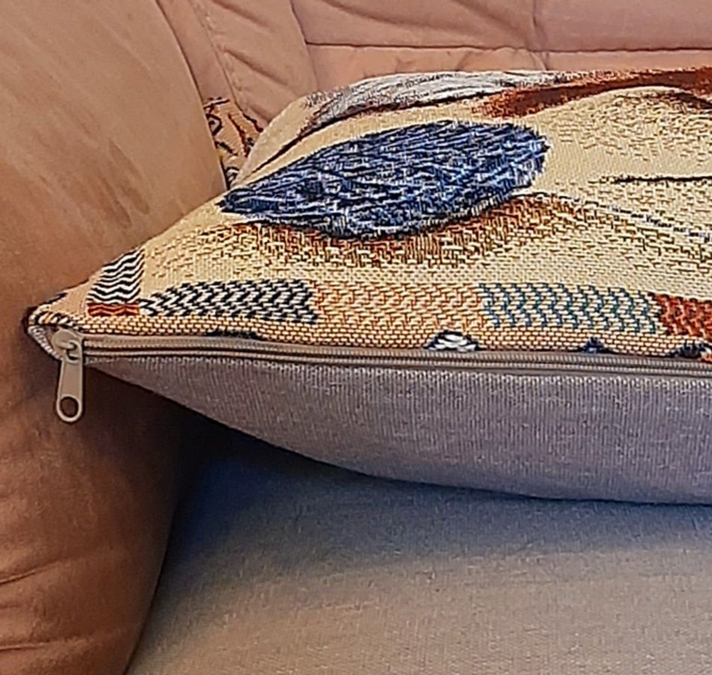 Декоративный гобеленовый чехол для интерьерной подушки Персидские котята 47*47