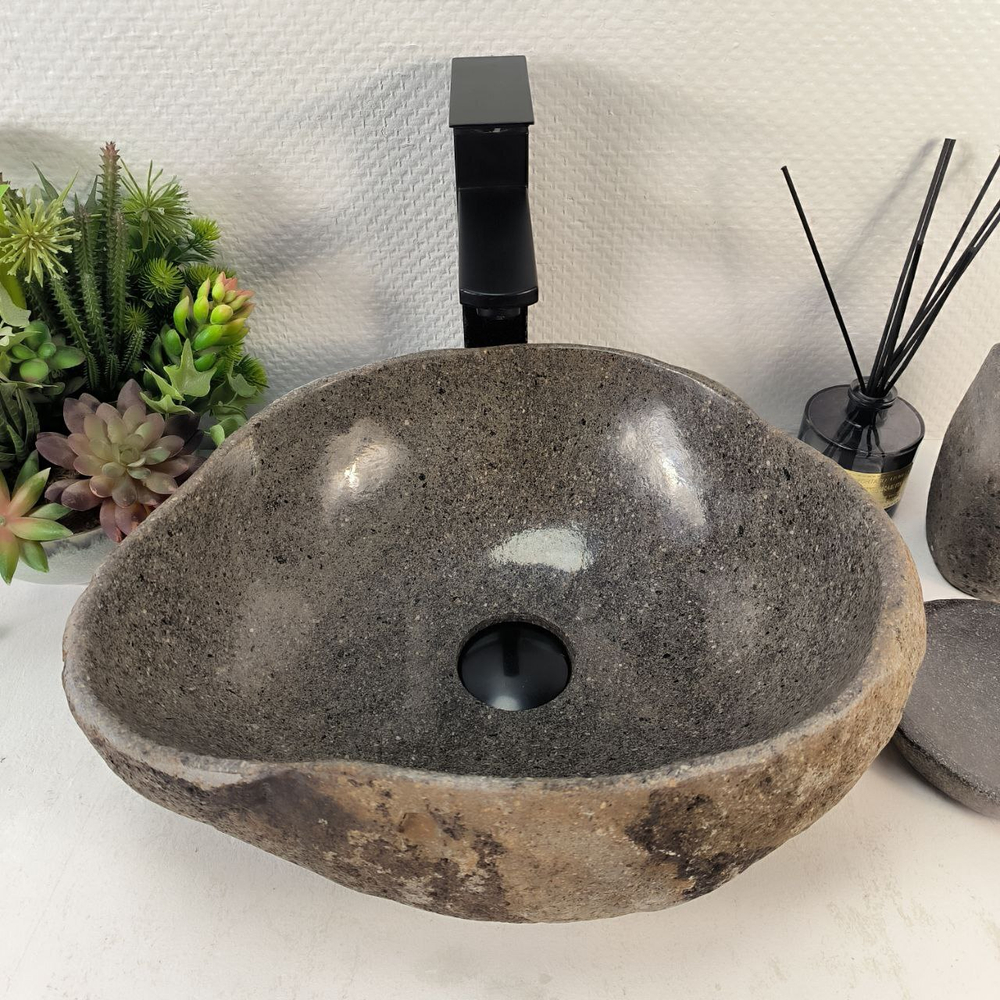 Раковина из речного камня RS-65278 41*32*15 0861