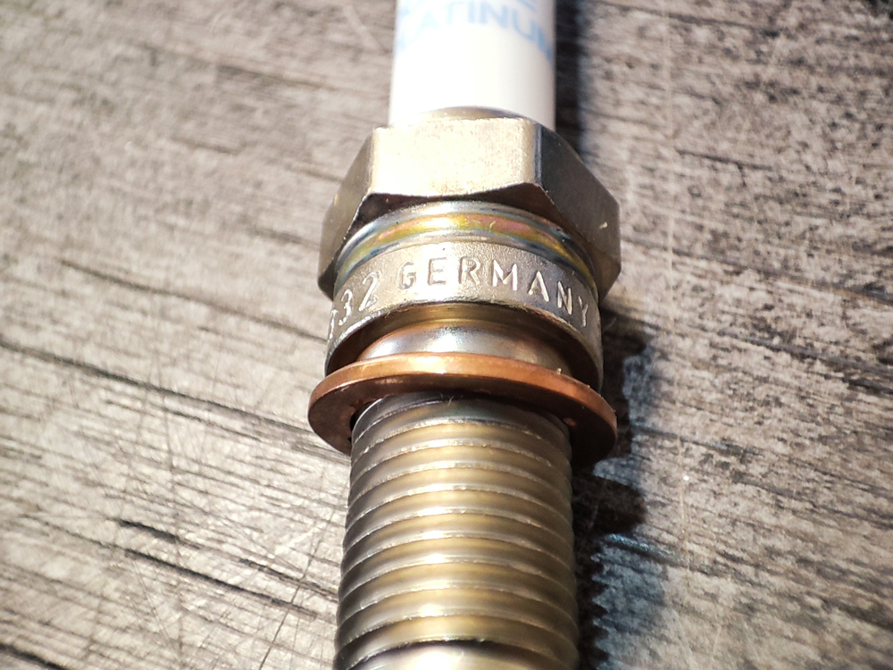 Cвеча зажигания BOSCH Gen3 1.4 Т EA211 VAG