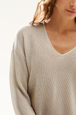 23573 Пуловер женский (бежевый)