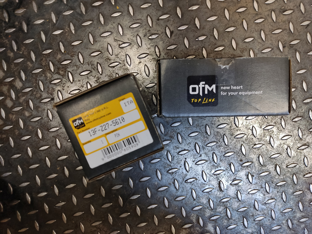 Палец 144-817-3161 (13F-Z27-5610)