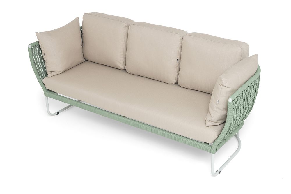 "Фиджи" диван 3-местный плетеный из роупа, каркас алюминий светло-серый (RAL7035) муар, роуп зеленый (4204) круглый tex, ткань Mossle бежевая