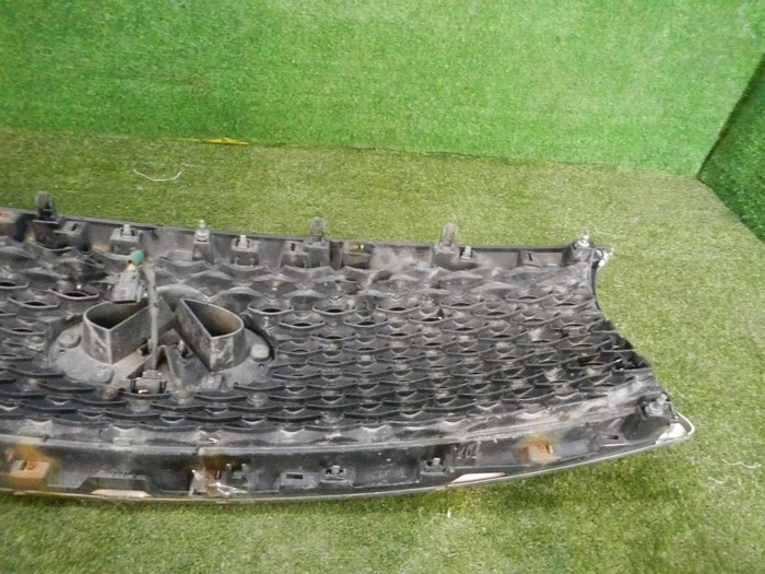 Решетка радиатора Infiniti QX70 (2013-2017)