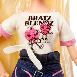 Кукла Братц Stylin' Cloe Хлоя с футболкой