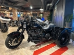 Harley-Davidson Freewheeler Black/Black 2023
