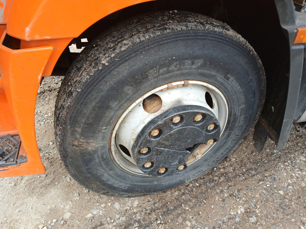 АВТОРОСТ 3369* на шасси КамАЗ 65115 6x4 Ломовоз с КМУ 336975 (Дизельный, 11,8 л, 300 л.с., МТ)