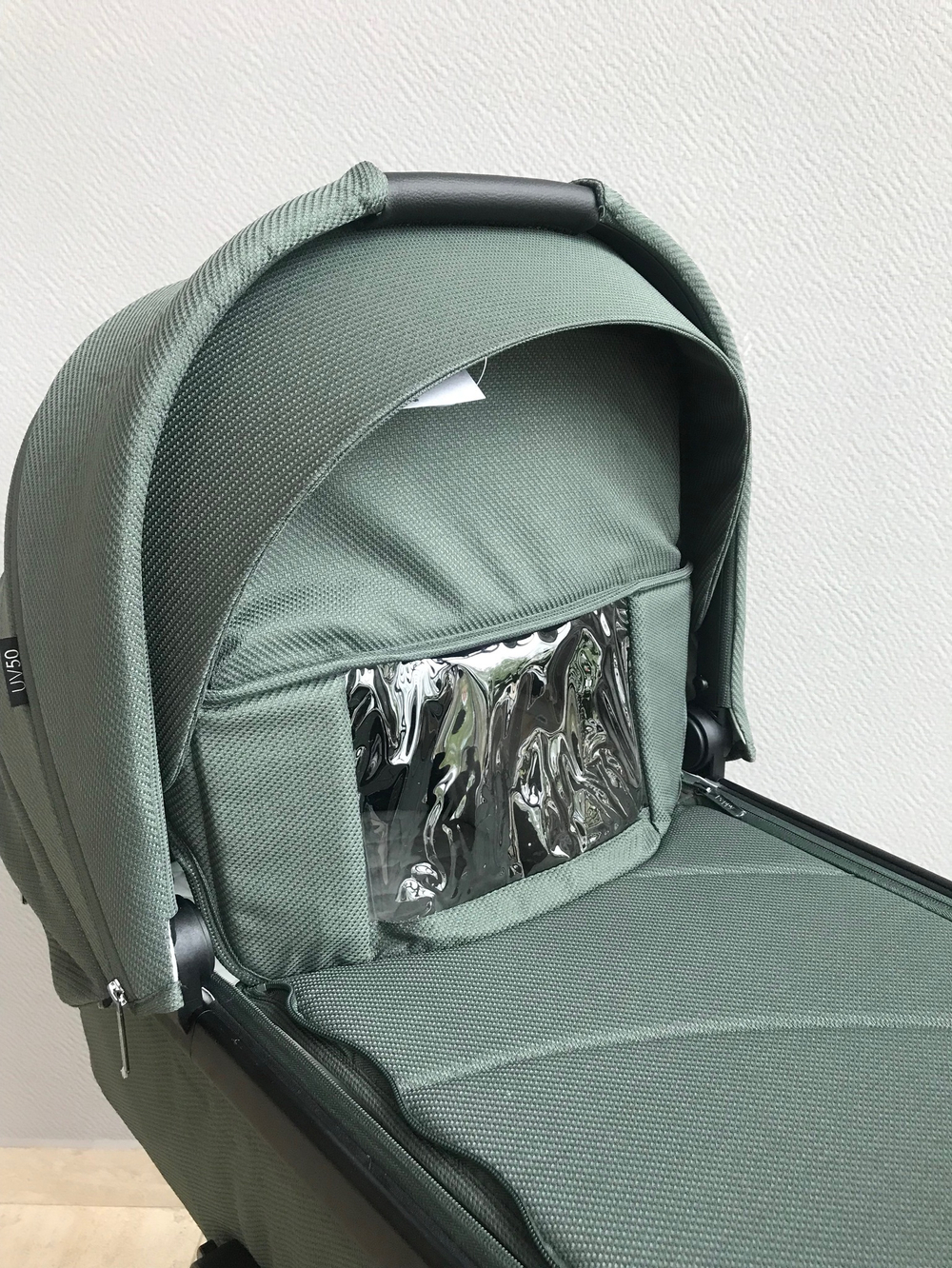 Коляска детская Peppy Monaco 2 в 1 Oliva Green (зеленый), рама черная