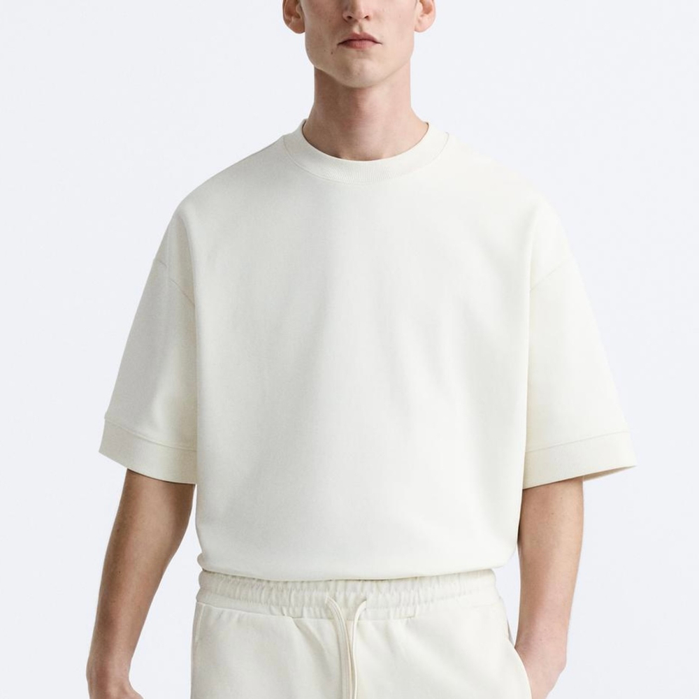 Футболка Zara плотная, мол.