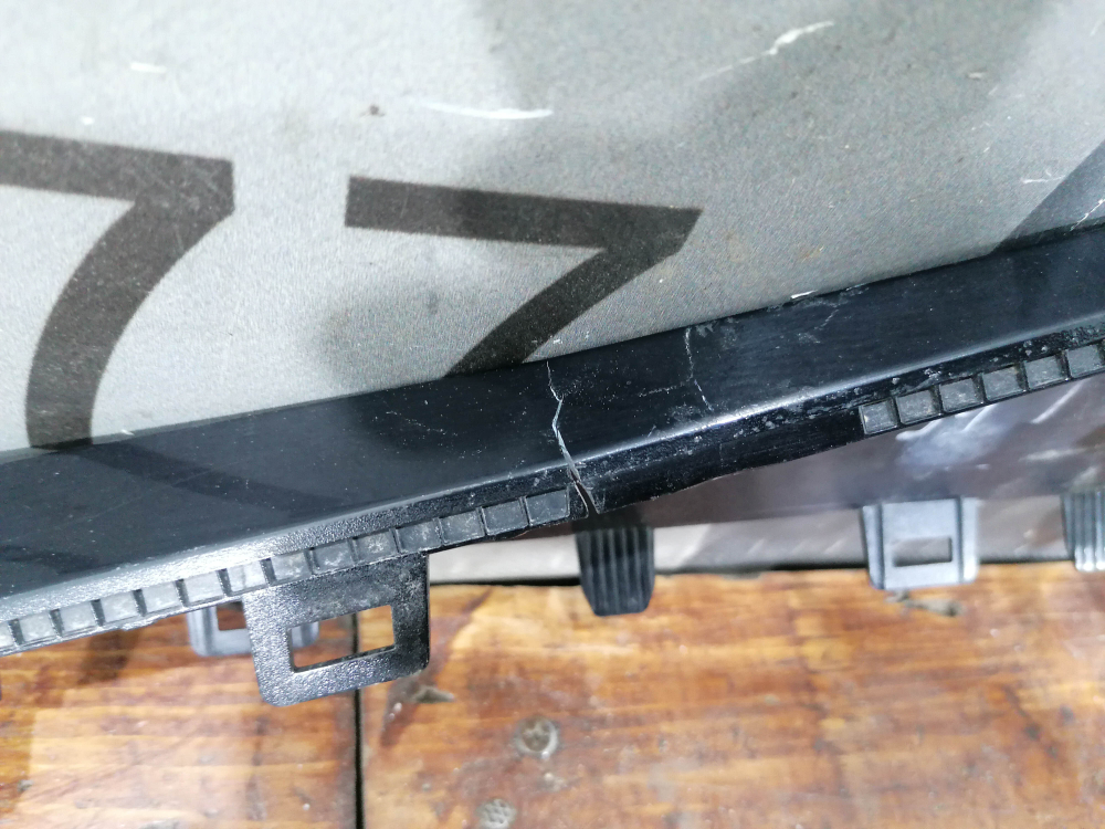 Накладка переднего бампера правая Livan X6 Pro 20-23 Б/У Оригинал 8895508164