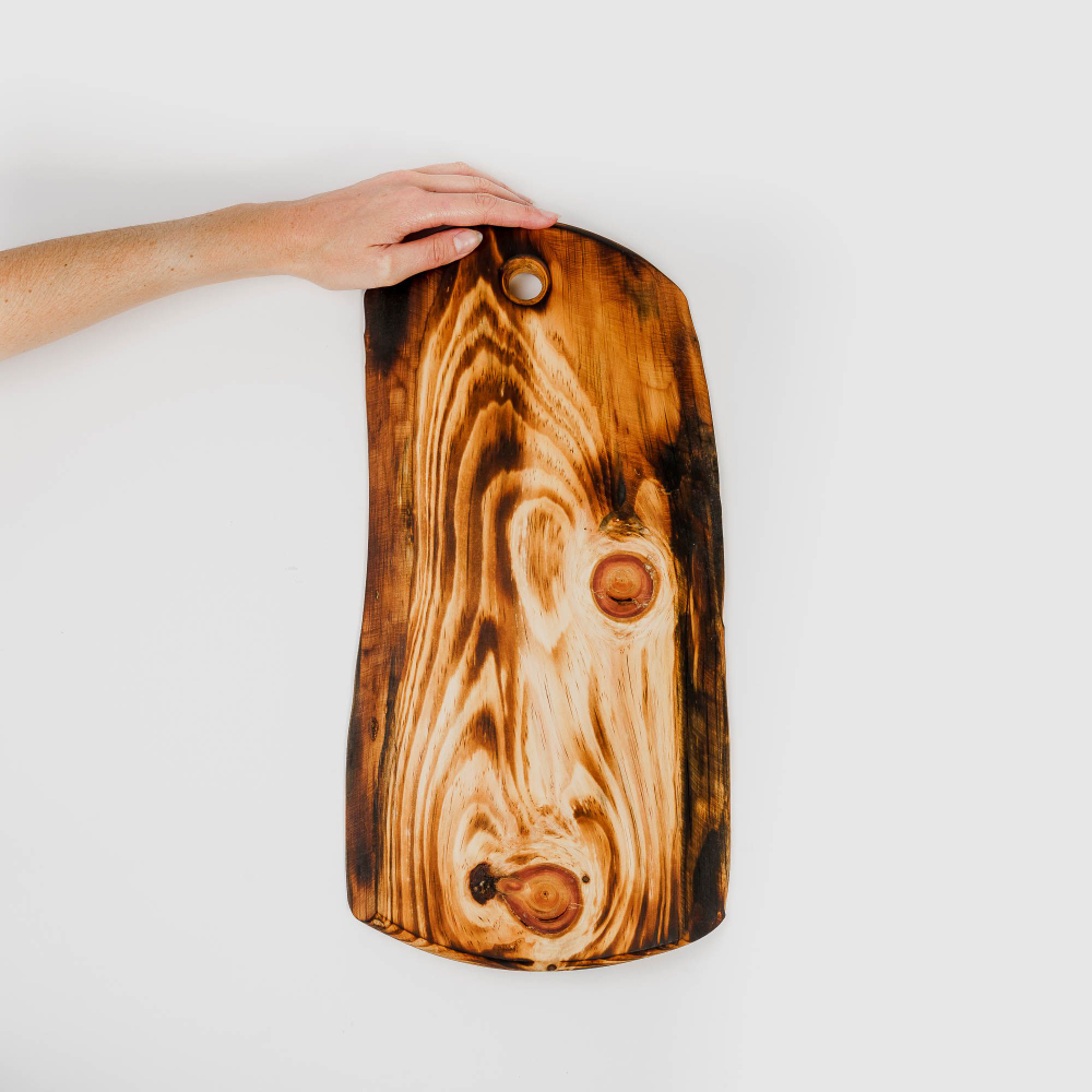 Разделочная доска из спила Сибирского кедра