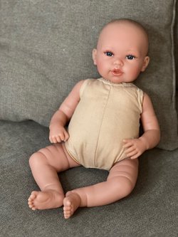 Кукла Llorens мягконабивная 36см Estrella (63648)