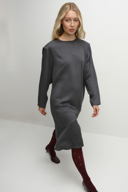 Платье с воланом