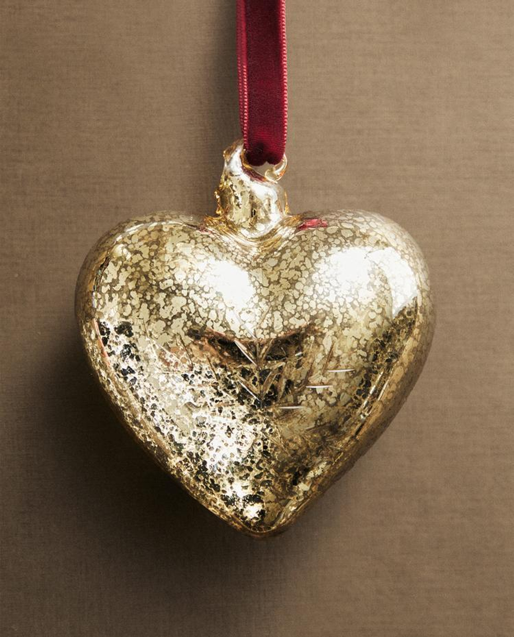 ZARA HOME ЕЛОЧНОЕ УКРАШЕНИЕ «СЕРДЕЧКО» С ЭФФЕКТОМ КРАКЛЕ, ЗОЛОТИСТЫЙ