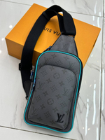 Сумка-слинг Louis Vuitton