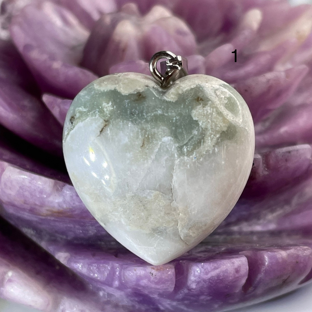 53967  Жадеит Кулон сердце 25мм