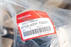 61100-KPP-T00ZA. FENDER, FR. (WOL) *NHA35M*. Front fender Honda CBR125-150-250