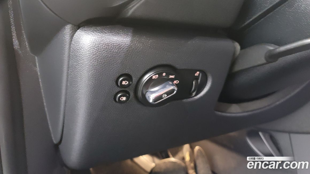 Mini Cooper Basic (09.2020)