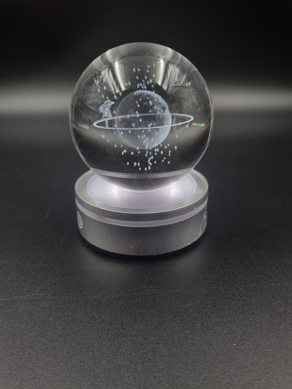 Хрустальный светодиодный вращающийся шар-ночник Микс на пластиковой подставке СЕТЬ d8см