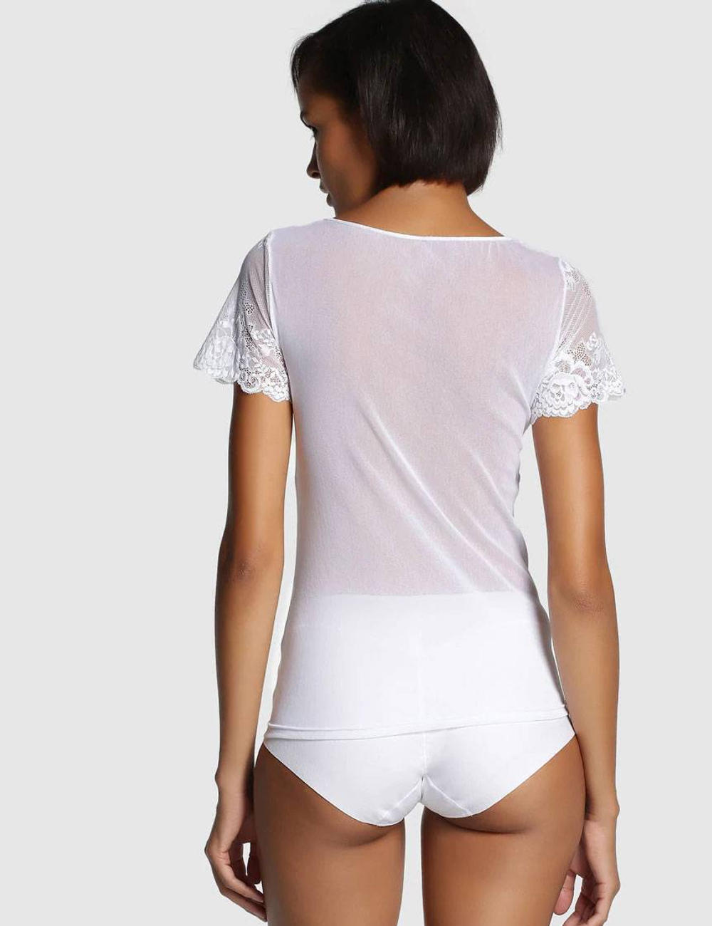 Футболка Greta с кружевом (Размер: XL) (Цвет: белый)